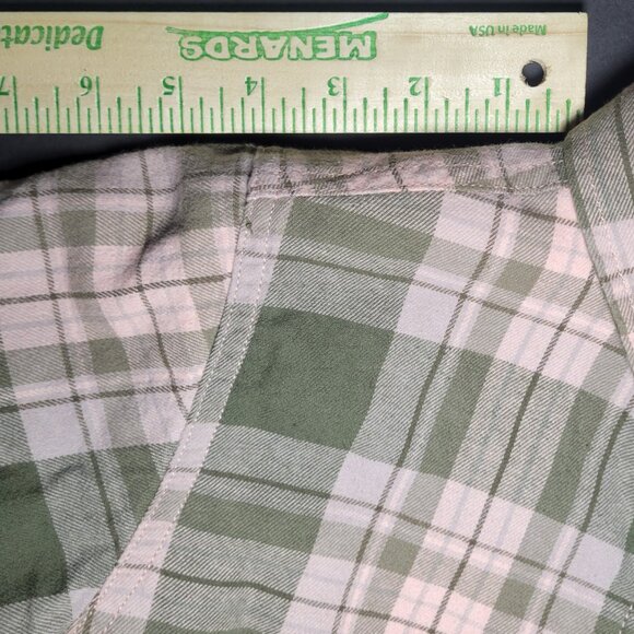 Bass Pro Shops Outdoor Kids Youth Pink and Green Plaid Snap Jacket Size Large - Picture 11 of 16